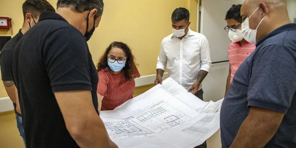 Prefeito visita Maternidade Municipal