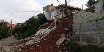 Defesa Civil interdita imóvel irregular