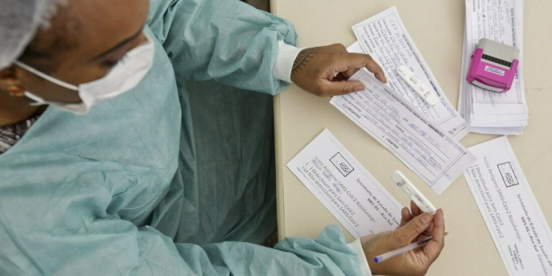 Brasil chega a 28,7 milhões de casos de covid-19 e 649,3 mil mortes