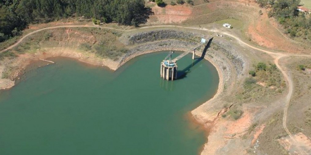 Sistema Cantareira opera com 43% do volume nesta segunda-feira