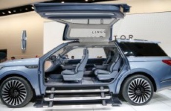 Lincoln mostra Navigator Concept em Nova Iorque