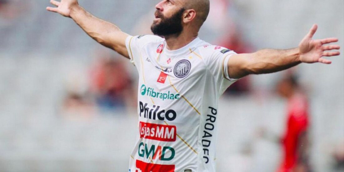 Com time alternativo, Athletico-PR é superado pelo Operário