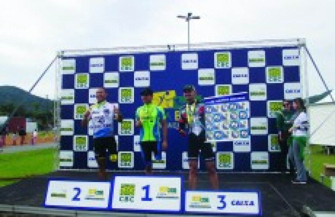 Paraciclista conquista 2 medalhas de bronze
