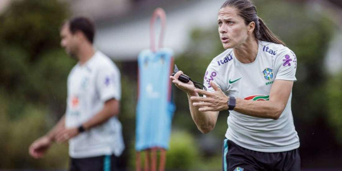 Simone Jatobá convoca seleção feminina sub-17 para Sul-Americano