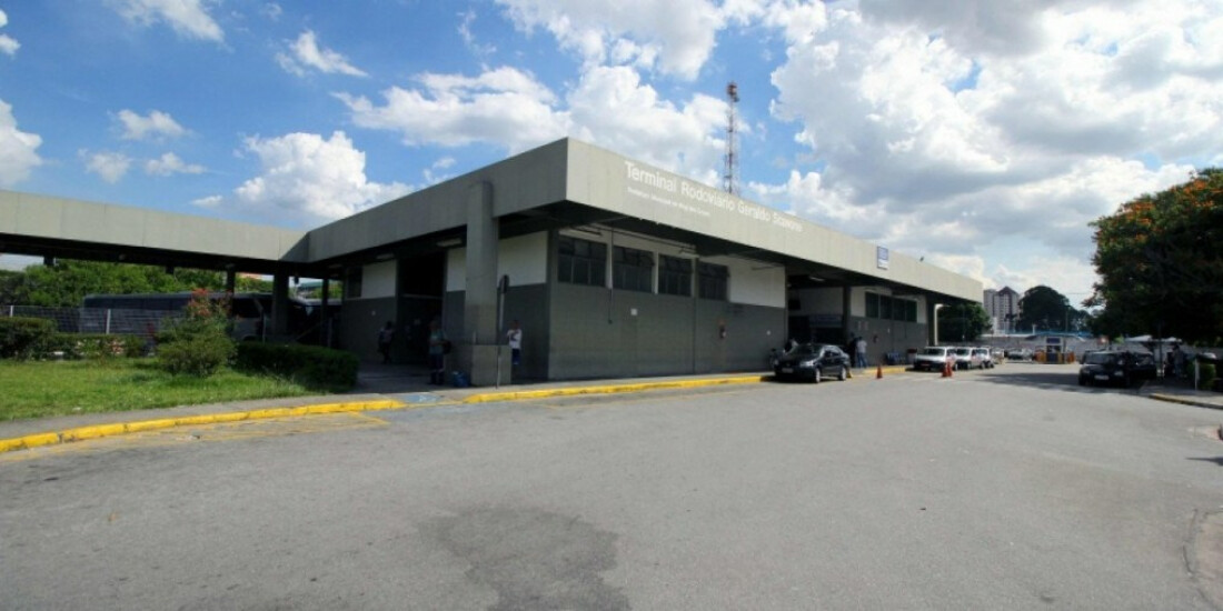 Terminal rodoviário espera mais de 8 mil pessoas