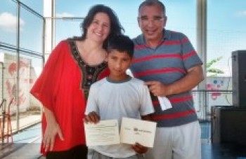 Crescer atinge marca de 10 mil cortes de cabelo