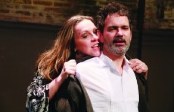 "Caffé Noturno" reúne duas novelas do poeta Pirandello