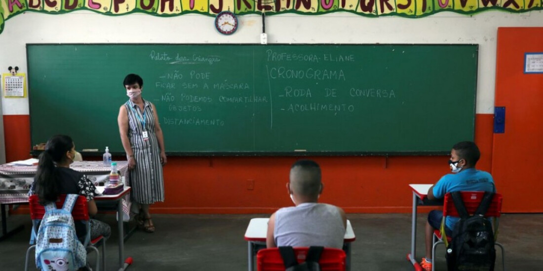 Inclusão de disciplinas na Base Comum Curricular divide opiniões