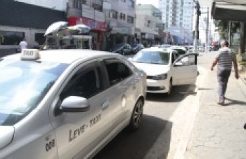 Tarifa de táxi fica até 10,3% mais cara a partir de amanhã