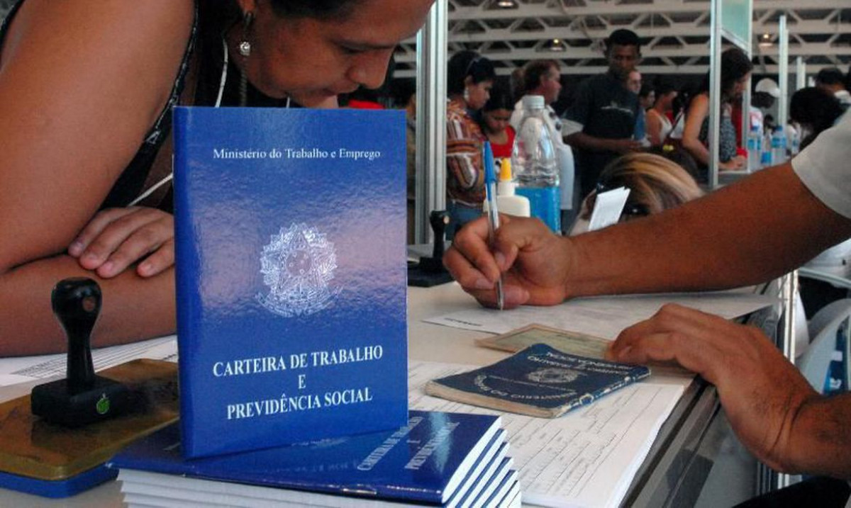 Selecionados devem apresentar documentos
