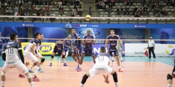 Suzano Vôlei busca liderança no jogo de hoje contra o Instituto Cuca