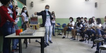Prêmio oferece US$ 50 mil a escolas de todo o mundo