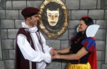 Teatro Vasques recebe clássico "Branca de Neve e os Sete Anões"