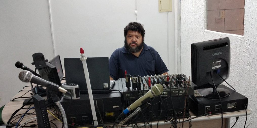 Radialista criou programa inspirado em Roberto Carlos e Erasmo Carlos