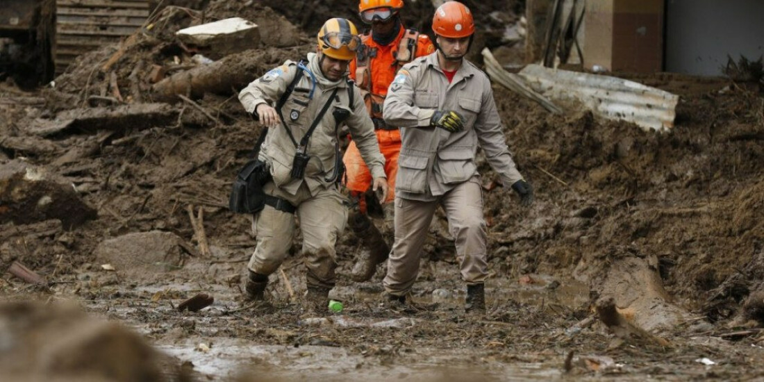 Mortes em Petrópolis chegam a 178 por causa da tragédia