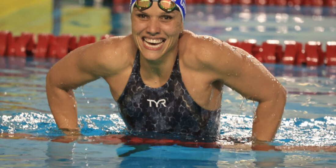Carol Santiago é ouro em etapa do World Series de natação paralímpica