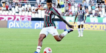 Com a cabeça na Libertadores, Flu encara Volta Redonda pelo Carioca