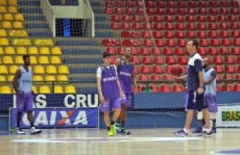 Mogi/Helbor enfrenta o Ceará neste sábado