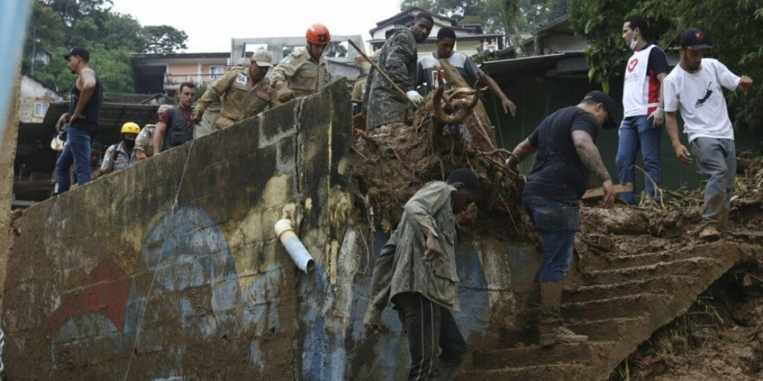 Sancionadas leis para ajudar moradores e empreendedores em Petrópolis