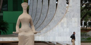 STF tem oito votos para tornar réus 100 envolvidos em atos golpistas