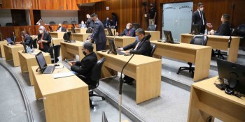 Câmara aprova mudanças para regime salarial dos servidores