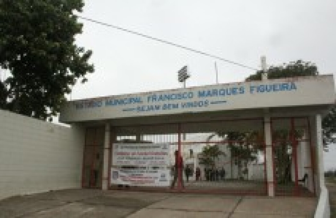 Estádio Municipal fará adequações