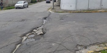 Buracos em vias da cidade são alvo de reclamações