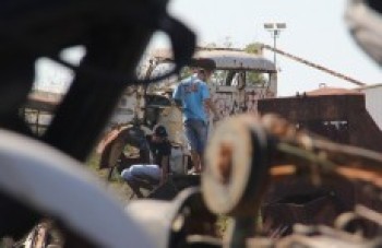 Seis ônibus são incendiados na garagem da extinta Visul