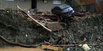 Governador pede ajuda ao governo federal para reconstruir Petrópolis