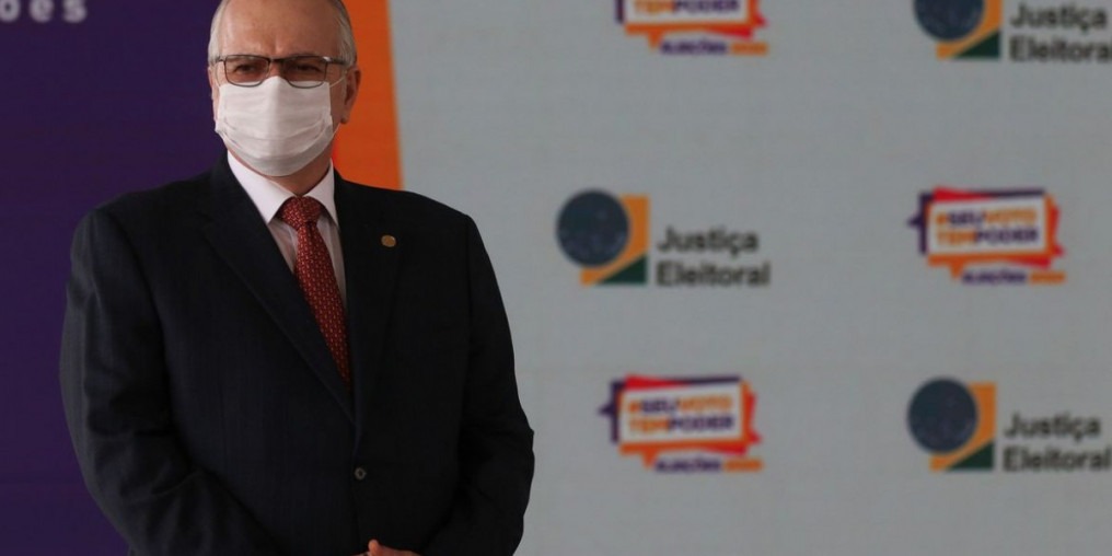 TSE enfrentará os ataques cibernéticos e autoritários, diz Fachin