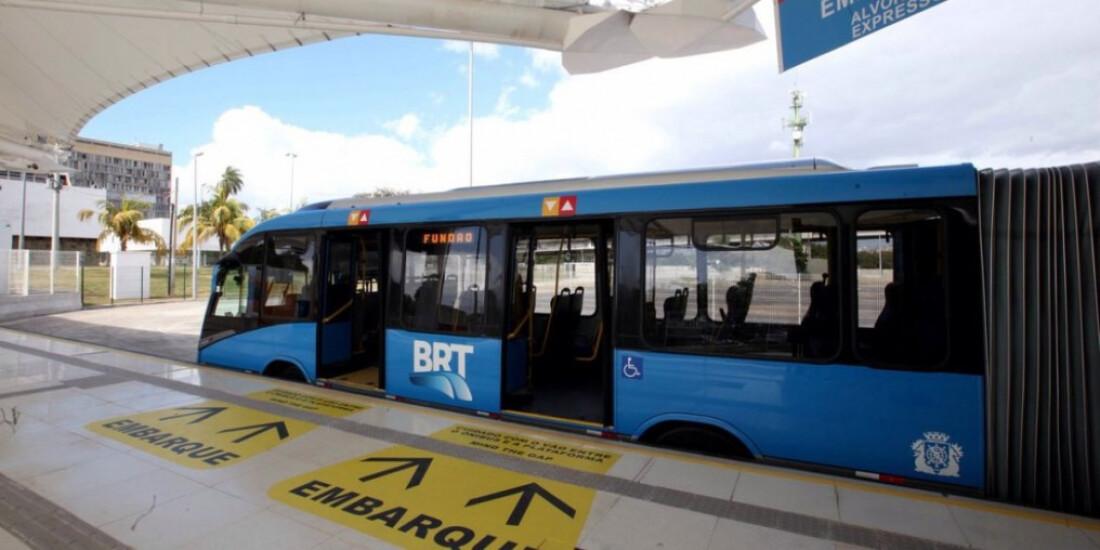 Prefeitura do Rio publica edital para compra de ônibus novos do BRT