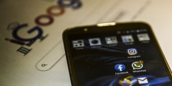 USP promove escola de verão para garotas criarem aplicativo de celular