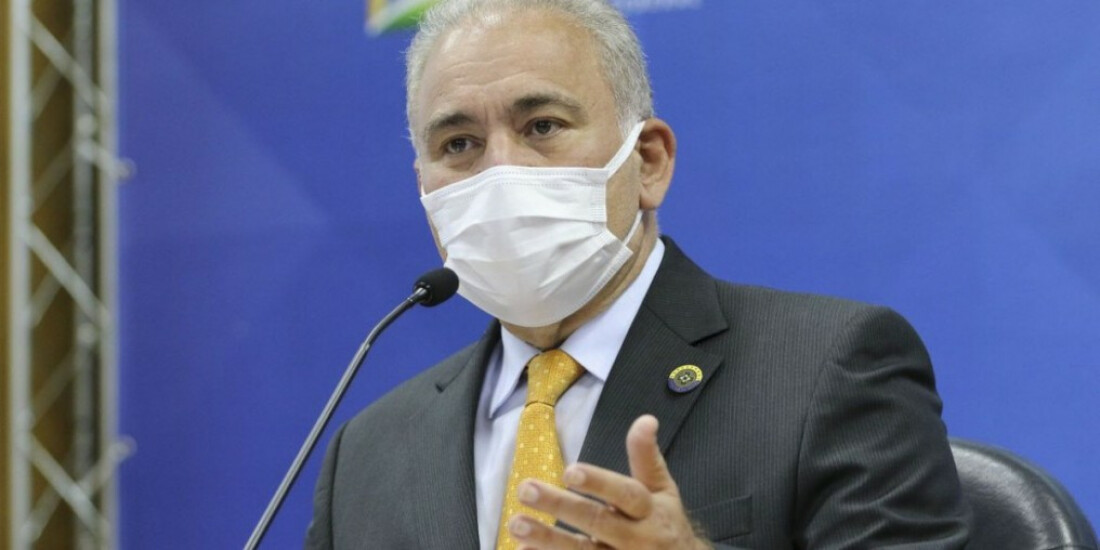 Ministro pede aos pais que levem seus filhos para vacinar contra covid