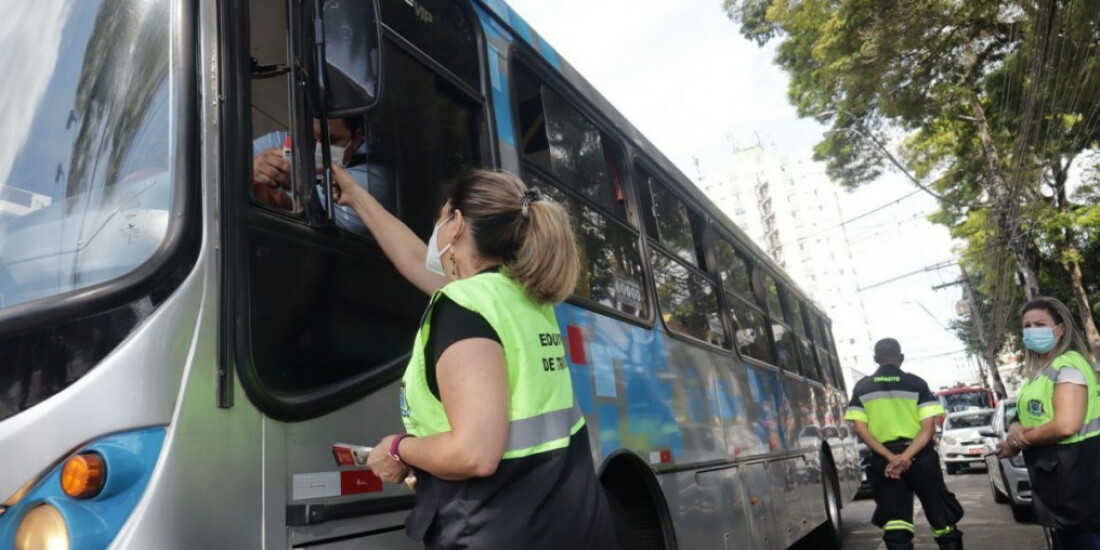 Transportes e Bombeiros realizam conscientização