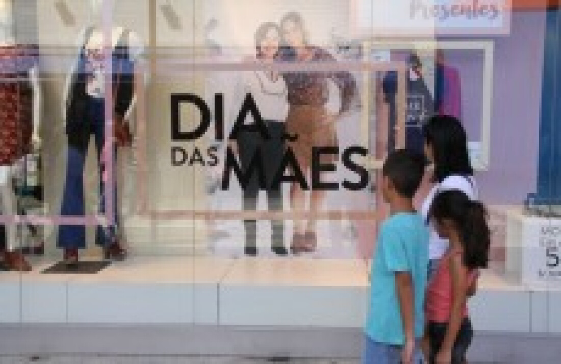 Comércio prevê aumento de apenas 10% para Dia das Mães