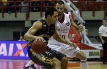 Vitória do Mogi hoje fecha a série