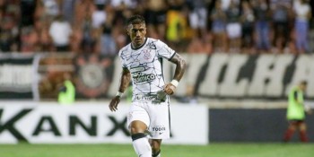 Paulinho decide e garante vitória do Corinthians no Paulista