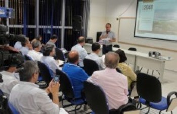 Educação faz consulta pública hoje