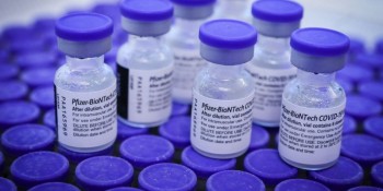 País recebe mais 1,7 milhão de doses da Pfizer neste sábado