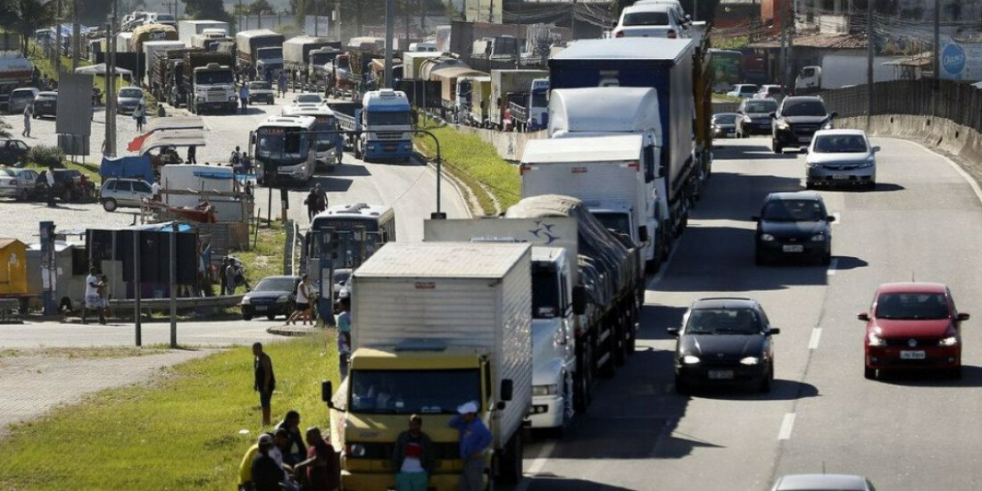 Caixa lança linha de antecipação de frete para caminhoneiros