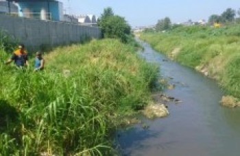 Gondim pede que DAEE dê fim a enchentes na Vila Bartira, em Itaquá: