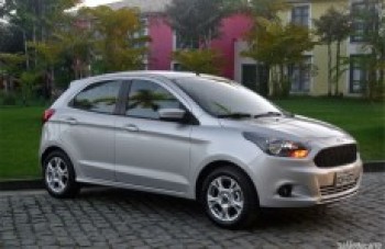 Ford lança linha 2017 dos compactos Ka e Ka