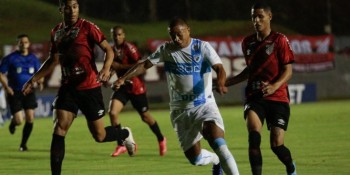Athletico arranca empate com Londrina pelo Campeonato Paranaense