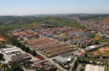 Limpeza de reservatório interrompe abastecimento