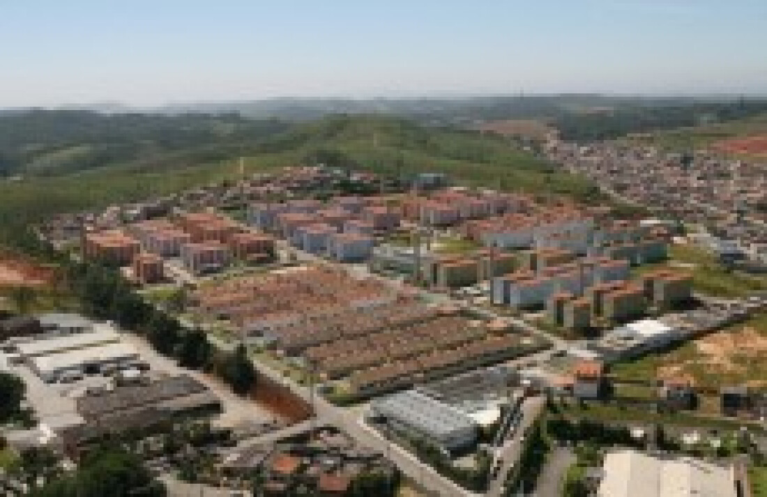 Limpeza de reservatório interrompe abastecimento