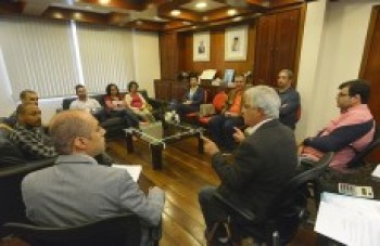 Com reajuste de 9,39%, greve dos professores é cancelada