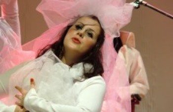 Centro Cultural de Mogi recebe "Medea (I) Material" nesta sexta