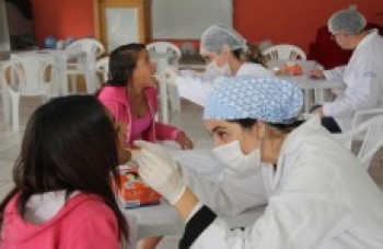 Dentista do Bem recebeu mais de 100 pessoas