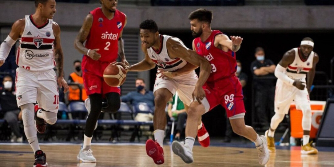 Basquete: Bruno Caboclo brilha e São Paulo vence a 3ª na Champions