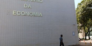 Brasil começará a reduzir IOF cambial ainda este ano